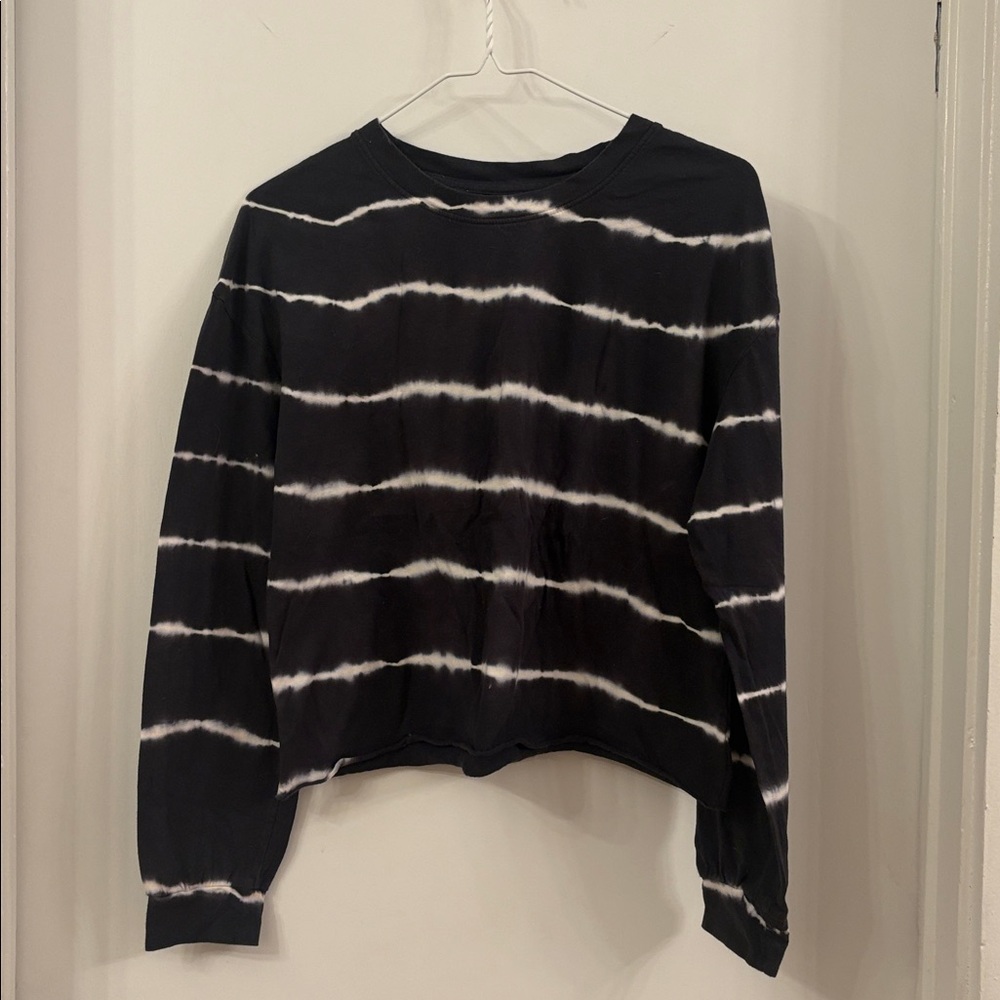 Black and White Tie-Dye Top